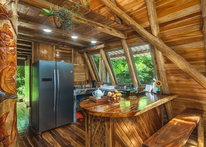 Escondido Fifteen Minutes From Beaches Pura Vida *